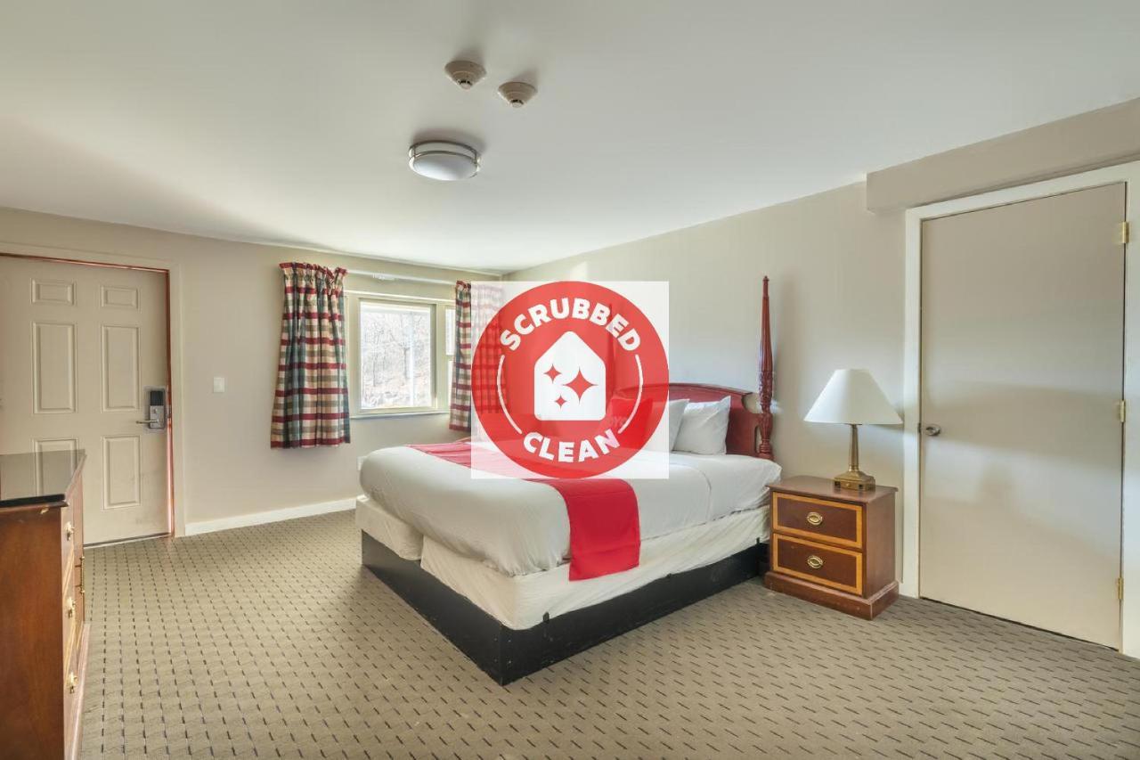 Oyo Hotel Malden Ma Broadway Luaran gambar